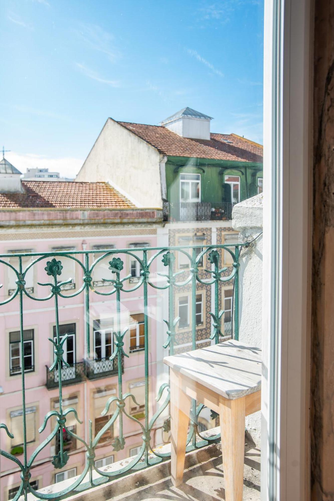 Bright Apartment In Lizbona Zewnętrze zdjęcie